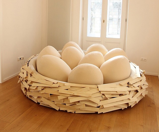 Nest bed (around 12,000 EUROS) Nest bed, Nest, Giant bird
