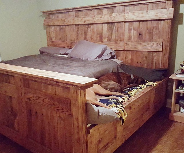 king-bed-with-dog-inserts-640x533.jpg