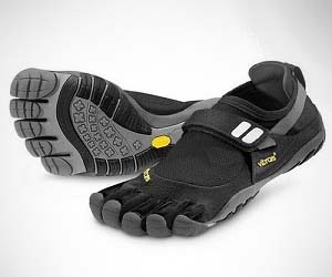 Pictures of Worst Shoes: Foot Pain, High Heels, Flip Flops, and More